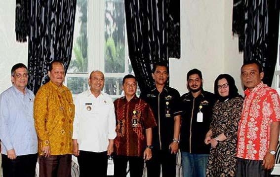 Kadis Pariwisata Medan Dampingi Walikota Medan Terima Audensi Yayasan Istana Maimoon